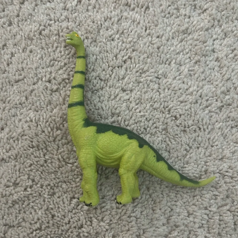 Geoworld Dinosaur Figure Brachiosaurus 5”tall / 6” Long Green